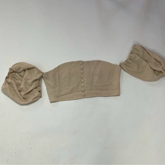 Button Detail Cropped Top - Picture 6 of 7